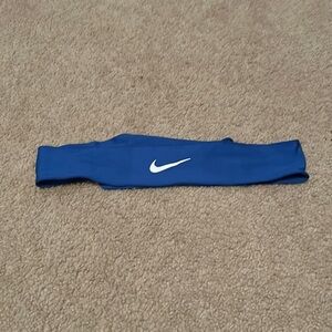 Nike Athletic Headband – Sweat-Wicking Sports Headband, Blue